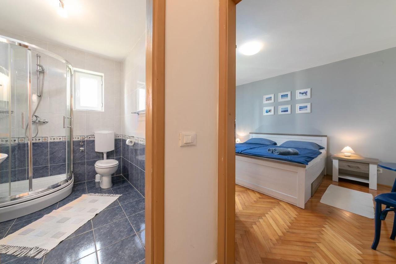 Blue Apartment Vrsar Buitenkant foto